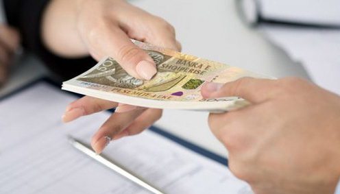 Si u ndikua tregu i punes nga pandemia: Nga rritja e papunesise te pagat